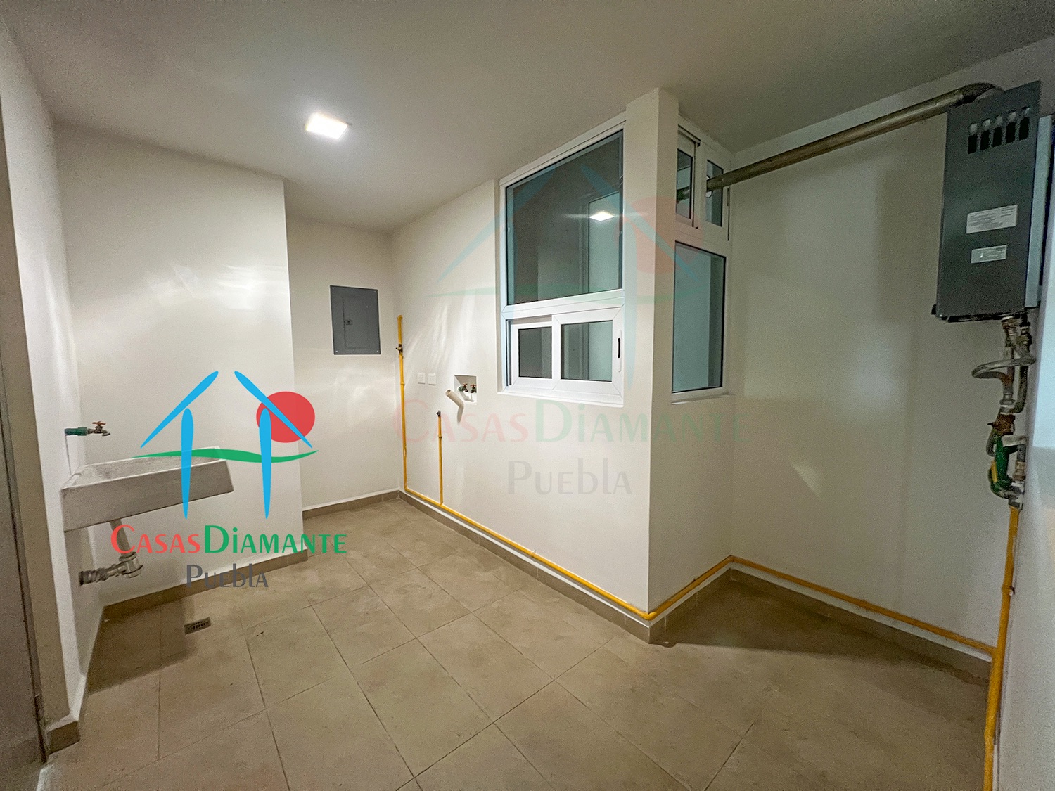 Arts Vertical Living BJJB A - Lavandería 1